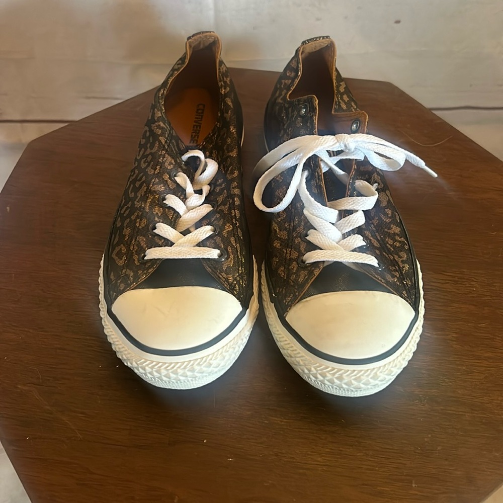 Brand New w/o Box Leopard Print Converse